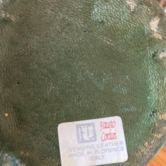 Vintage Genuine Leather Green Decorative Bottle with Artwork - Picture 7 of 8